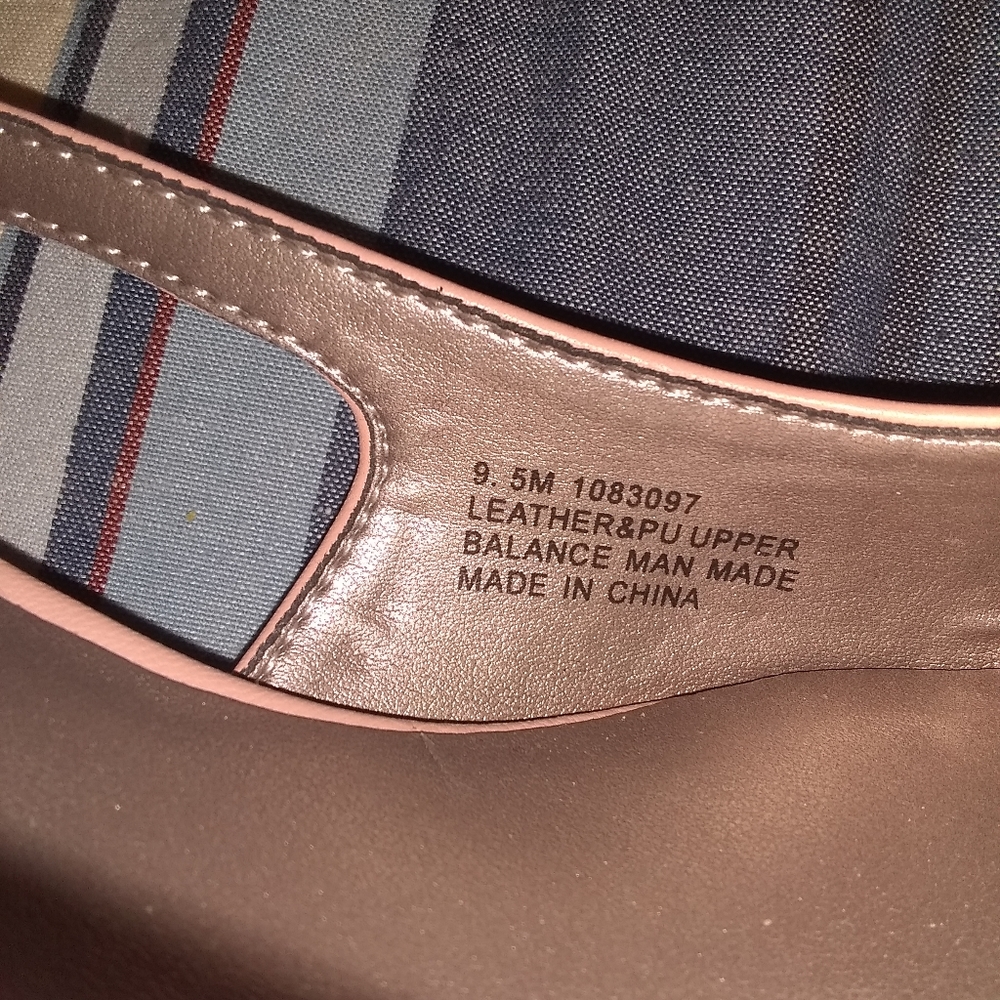 Array Slingback Heels - image 4